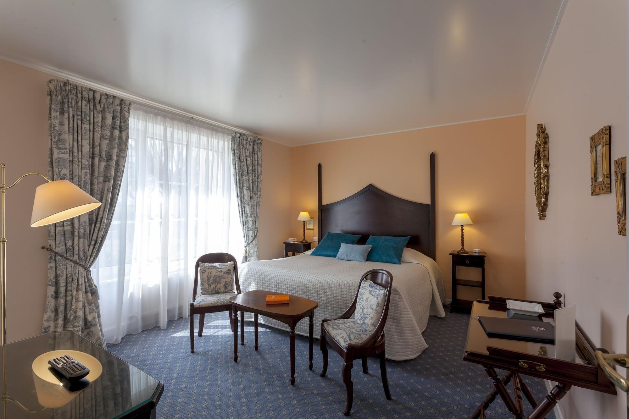 Grand Hotel "Chateau De Sully" - Piscine & Spa Sully  Экстерьер фото